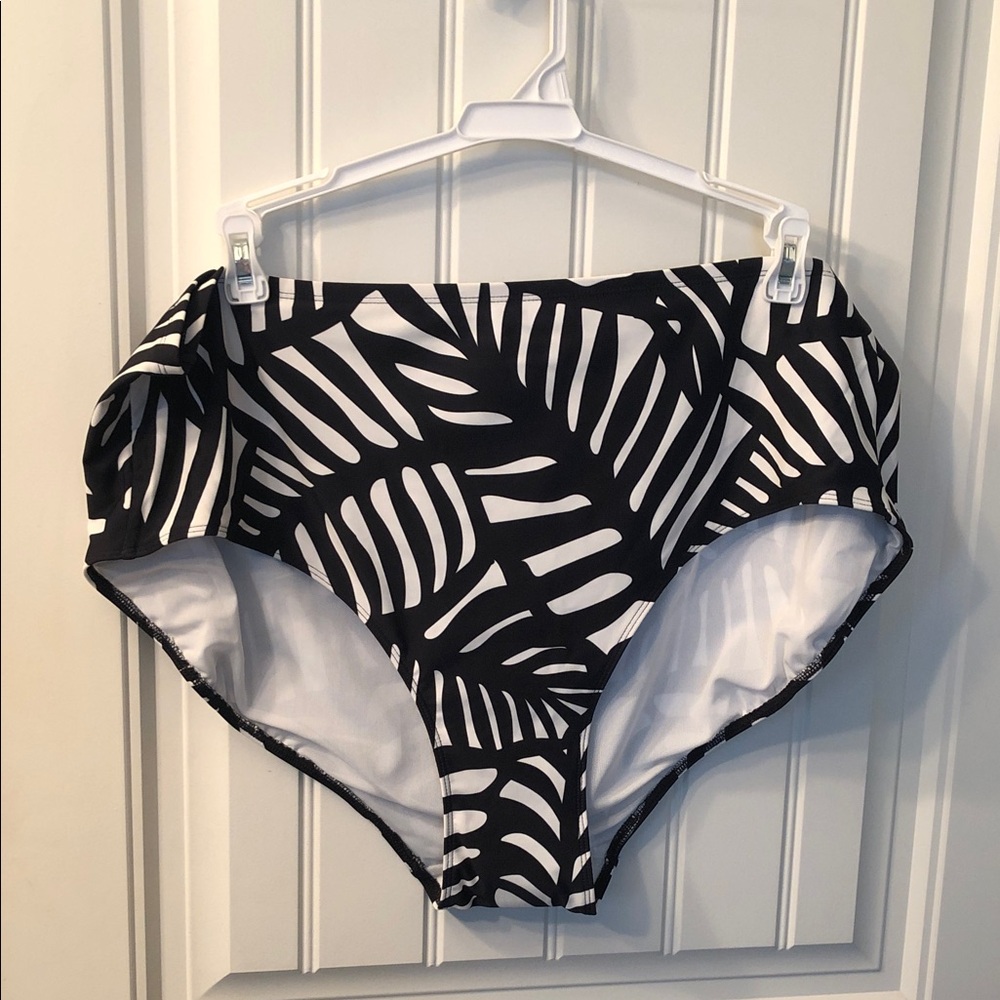 Black & White Palm Leaf High Waist Bikini Bottoms NWOT